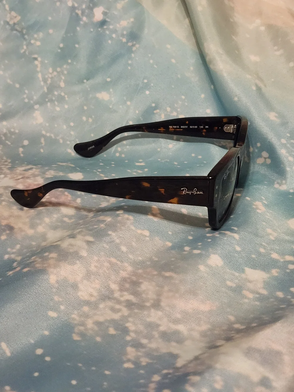 Ray-Ban Style Women's Sunglasses - Classic Square Frame